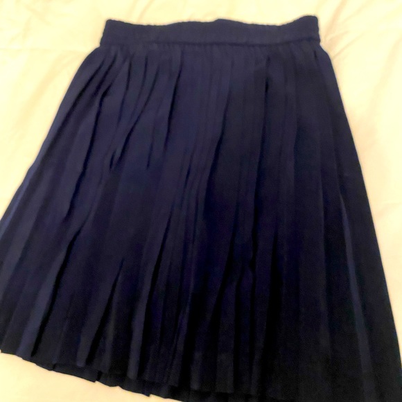 Navy blue women’s medium accordion skirt - Picture 2 of 2